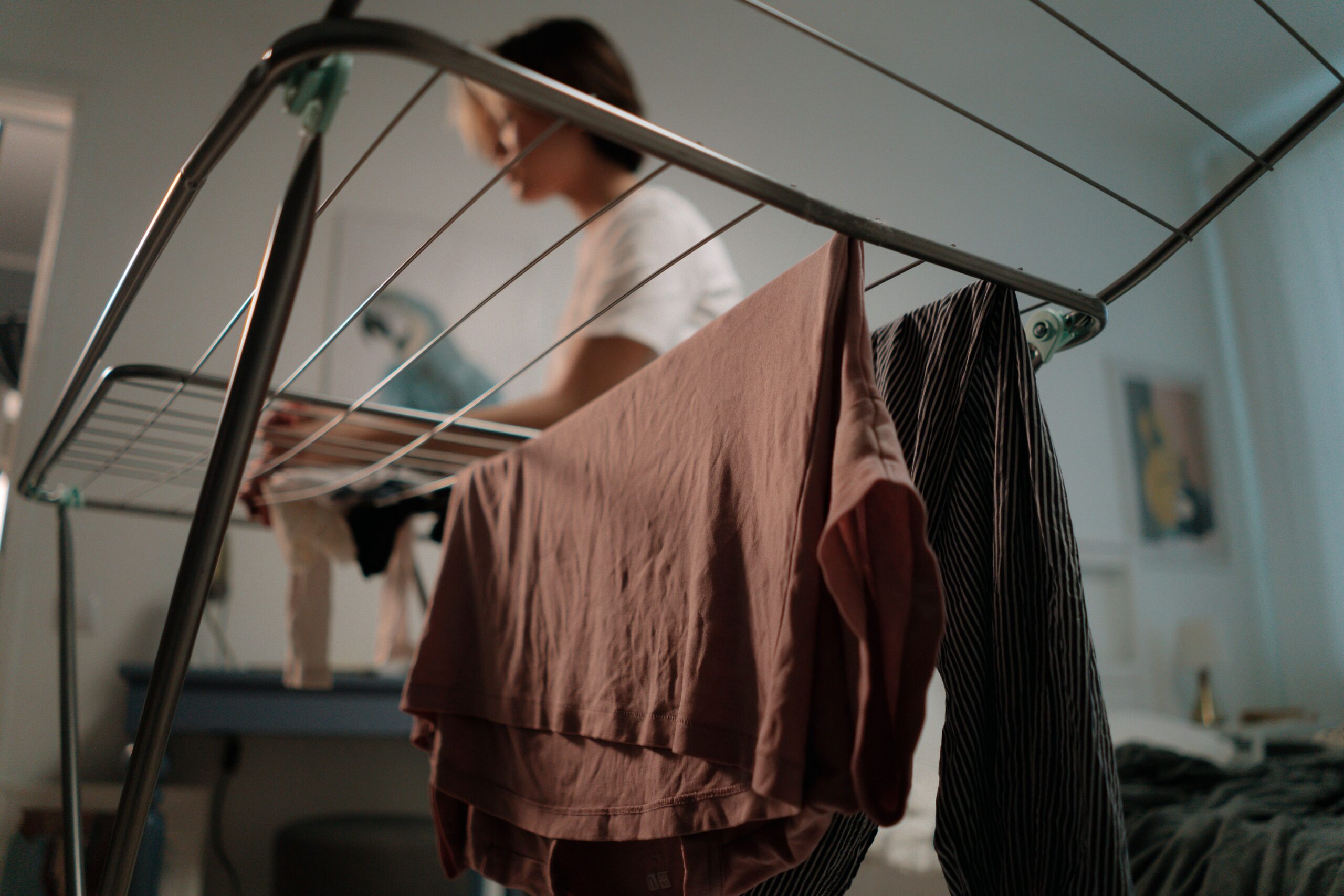 How to Dry Clothes Indoors Without Damp